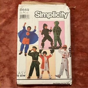 Simplicity Costume Pattern #0669